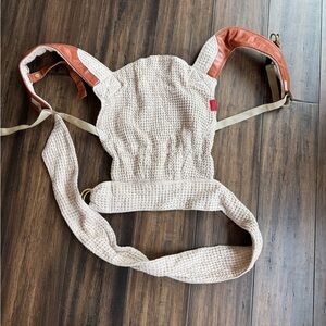 Sakura Bloom Scout leather carrier